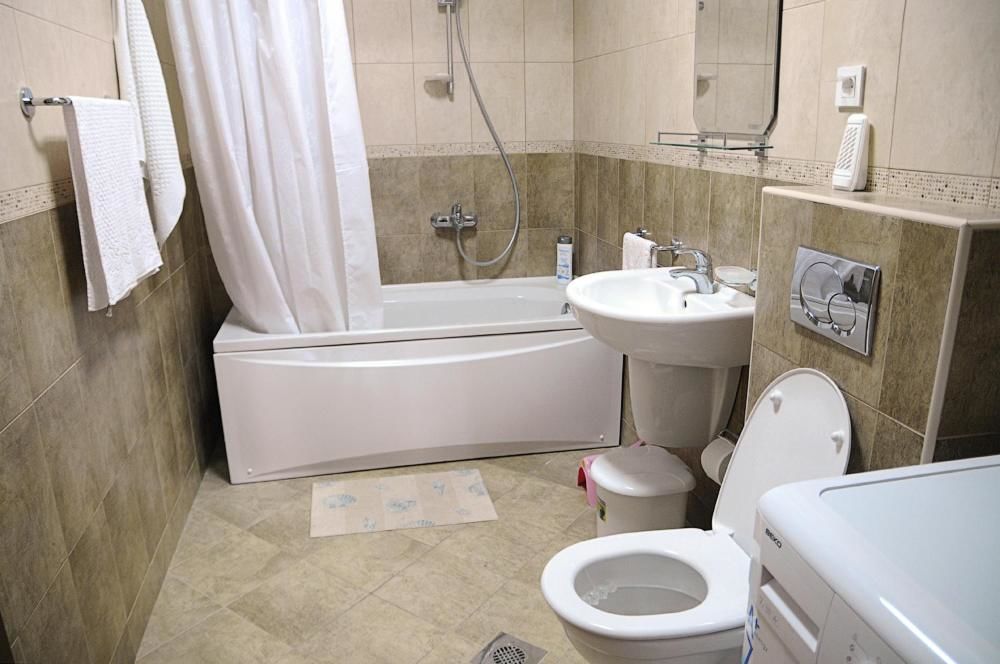 Апартаменты Apartments Risan Club Family Рисан