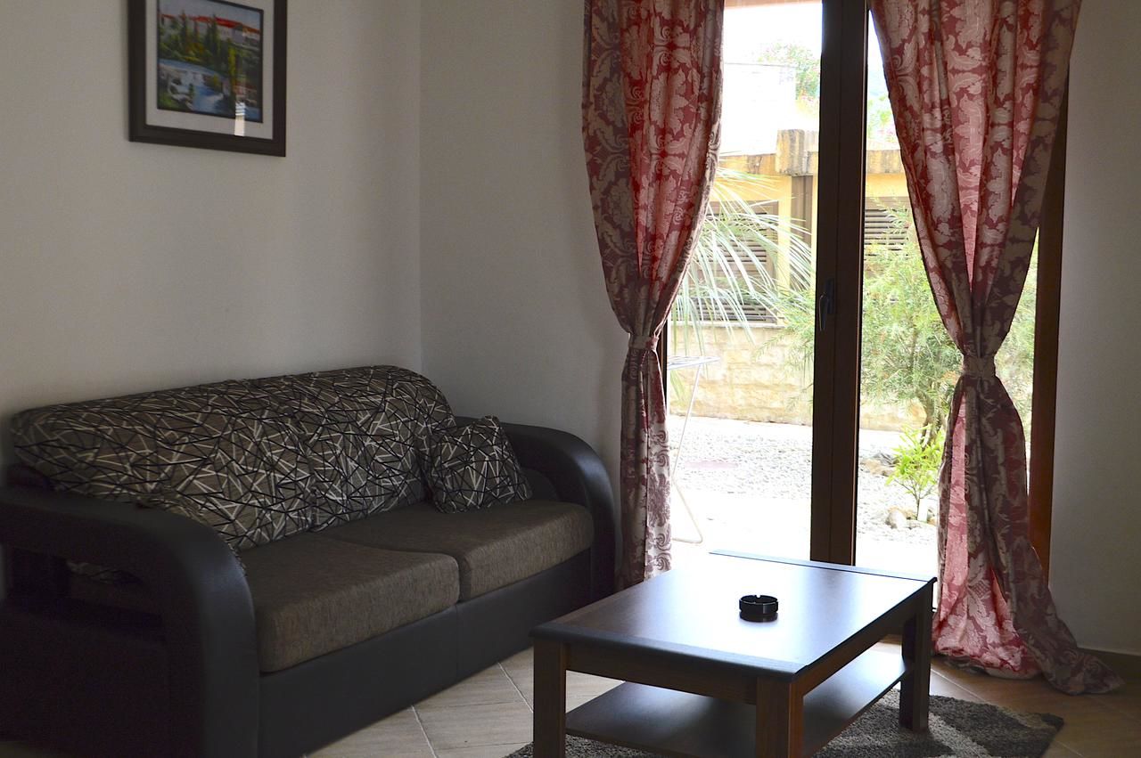 Апартаменты Apartments Risan Club Family Рисан