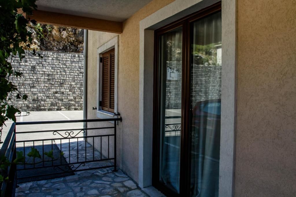 Апартаменты Apartments Risan Club Family Рисан-269