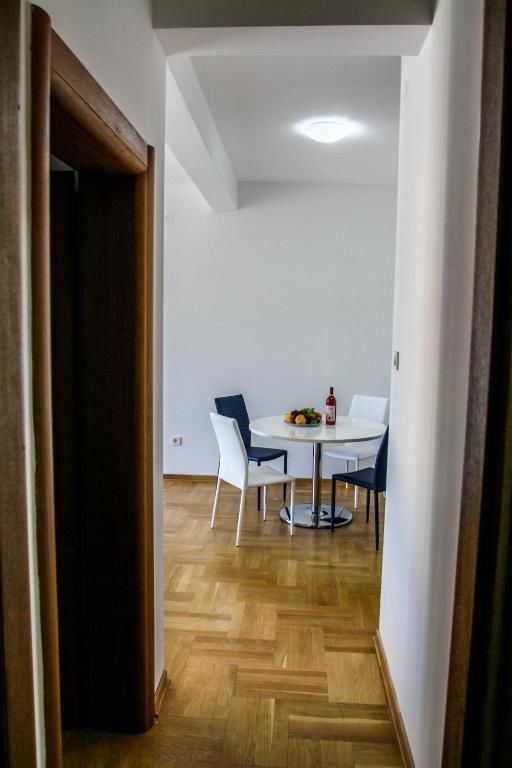 Апартаменты Apartments Risan Club Family Рисан-328