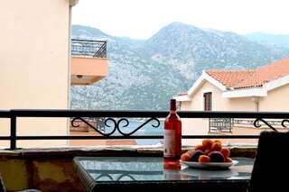 Апартаменты Apartments Risan Club Family Рисан Апартаменты с 3 спальнями-12