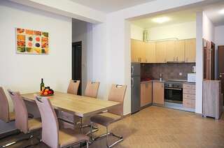 Апартаменты Apartments Risan Club Family Рисан Апартаменты с 3 спальнями-20