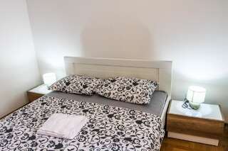 Апартаменты Apartments Risan Club Family Рисан Апартаменты с 1 спальней-17