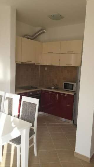 Апартаменты Apartments Risan Club Family Рисан Апартаменты - 1-й этаж-3