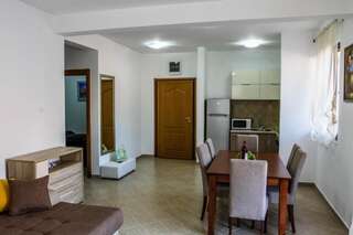 Апартаменты Apartments Risan Club Family Рисан Апартаменты - 1-й этаж-5