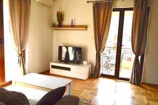 Апартаменты Apartments Risan Club Family Рисан Апартаменты с 1 спальней-10