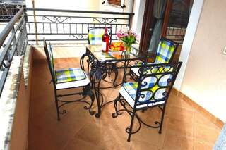 Апартаменты Apartments Risan Club Family Рисан Апартаменты с 1 спальней-20