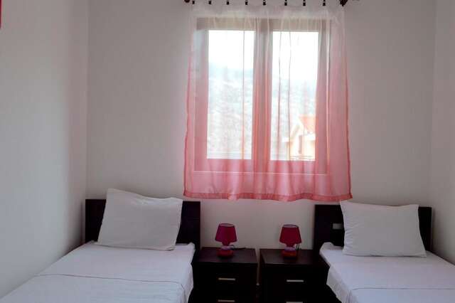 Апартаменты Apartments Risan Club Family Рисан-137