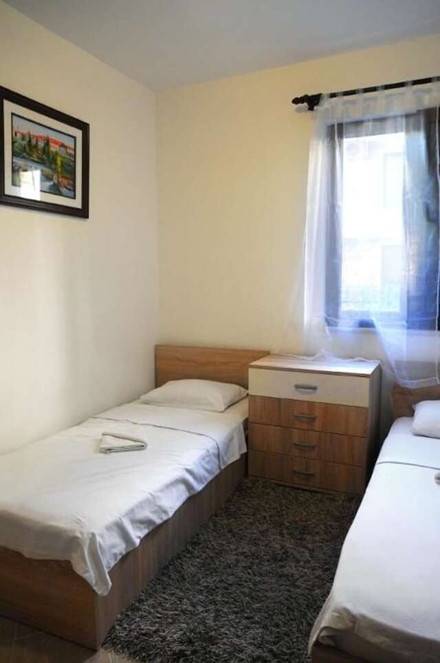 Апартаменты Apartments Risan Club Family Рисан-154