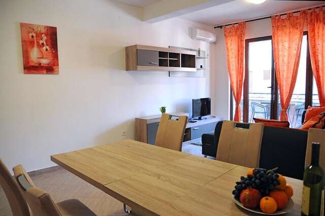 Апартаменты Apartments Risan Club Family Рисан-155