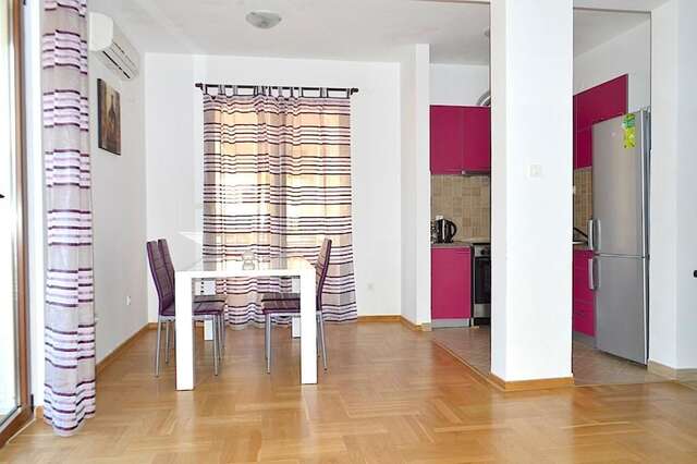 Апартаменты Apartments Risan Club Family Рисан-199