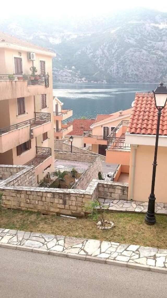 Апартаменты Apartments Risan Club Family Рисан-228