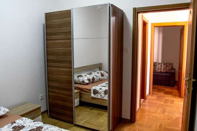 Апартаменты Apartments Risan Club Family Рисан-291