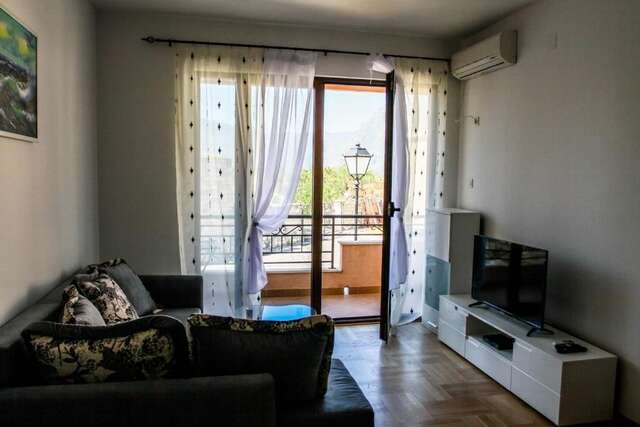 Апартаменты Apartments Risan Club Family Рисан-325