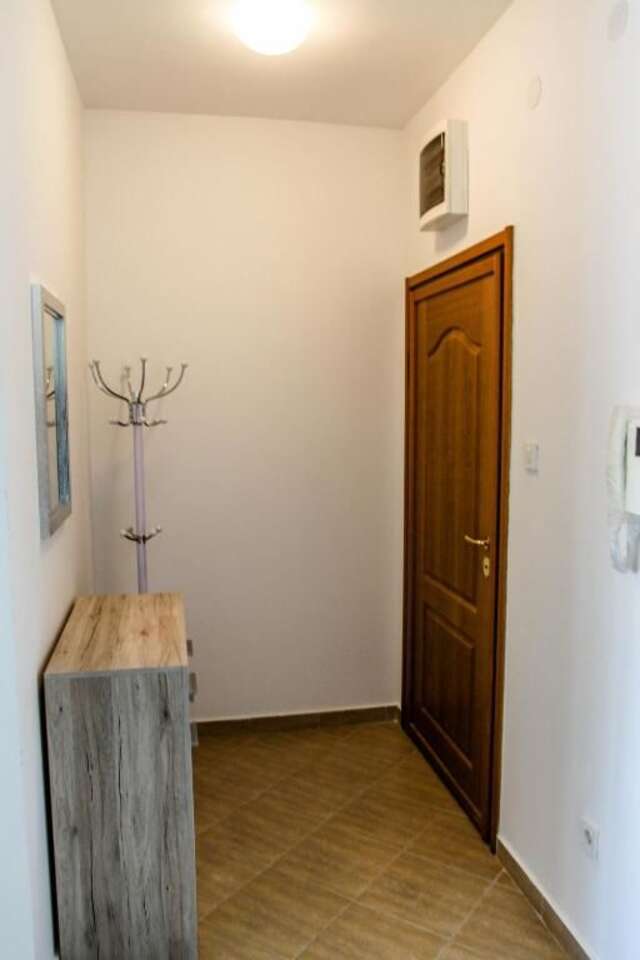 Апартаменты Apartments Risan Club Family Рисан-340