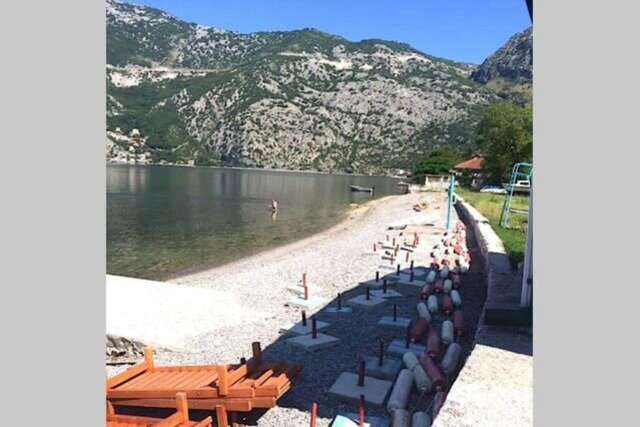Апартаменты Apartments Risan Club Family Рисан-395