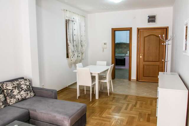 Апартаменты Apartments Risan Club Family Рисан-8